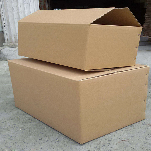 大(dà)紙箱